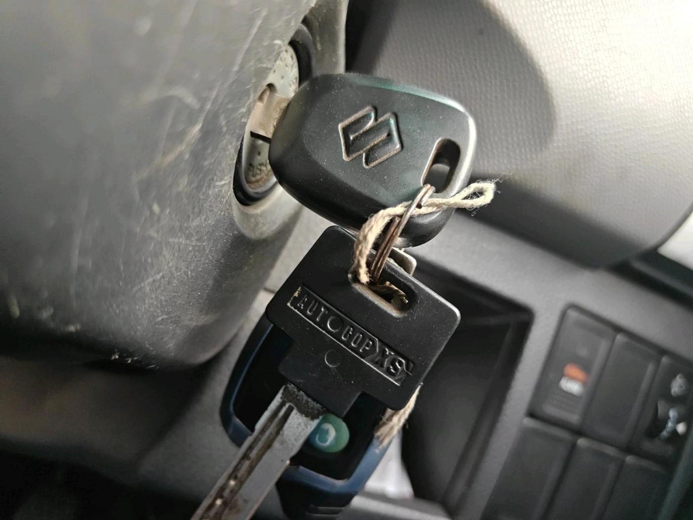 2012 Maruti Wagon R 1.0 LXI, Petrol, Manual, 93,152 km, interior