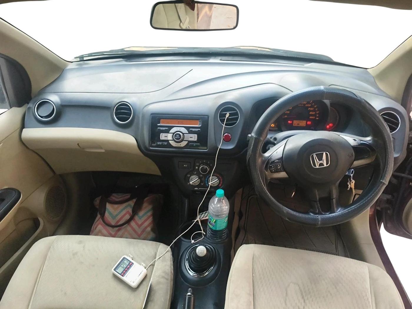2014 Honda Amaze 1.2L I-VTEC S, Petrol, Manual, 1,12,860 km, interior