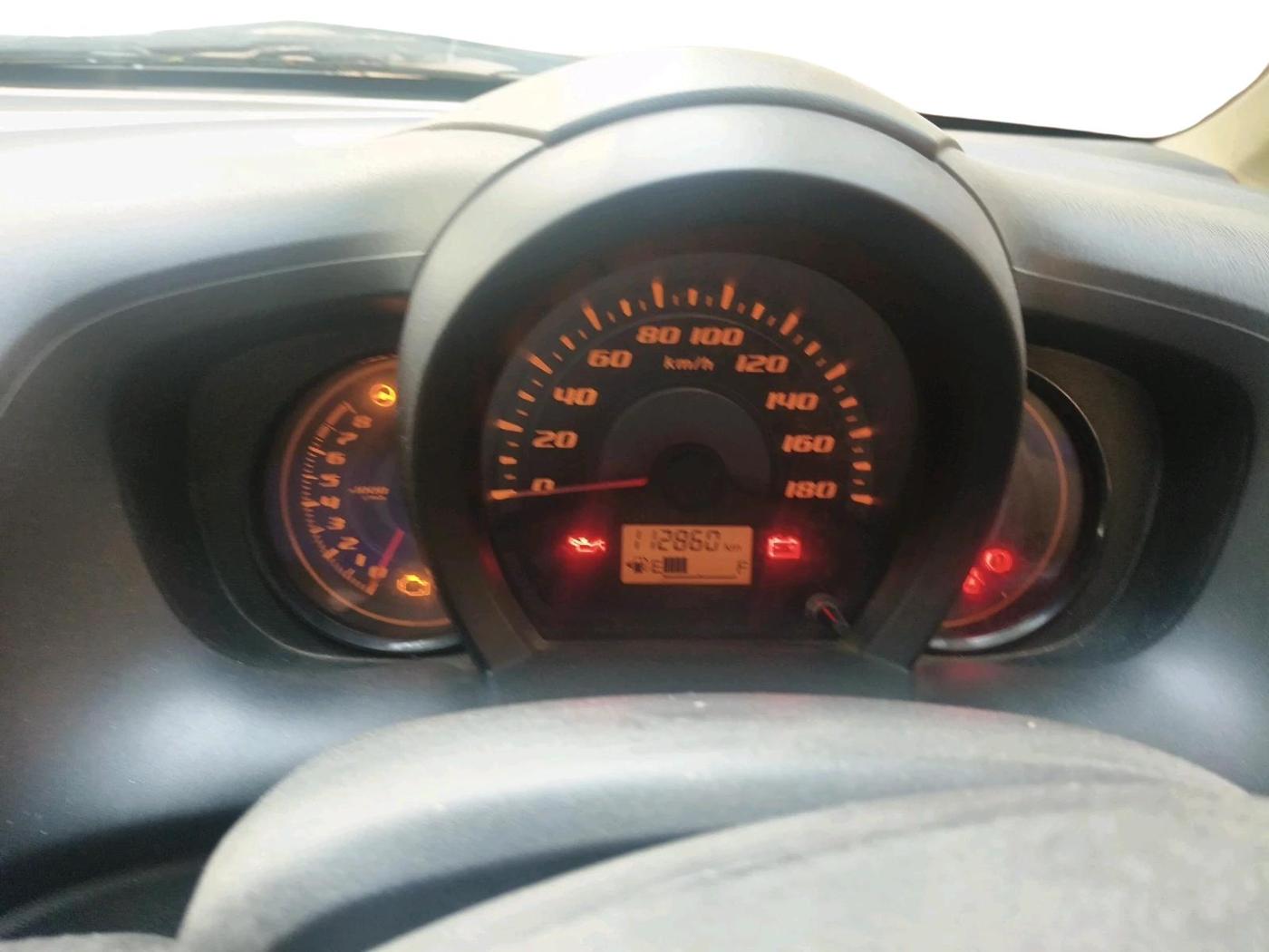 2014 Honda Amaze 1.2L I-VTEC S, Petrol, Manual, 1,12,860 km, interior