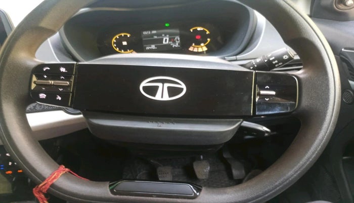 2024 Tata NEXON Pure S 1.2 iCNG, CNG, Manual, 22,440 km, interior