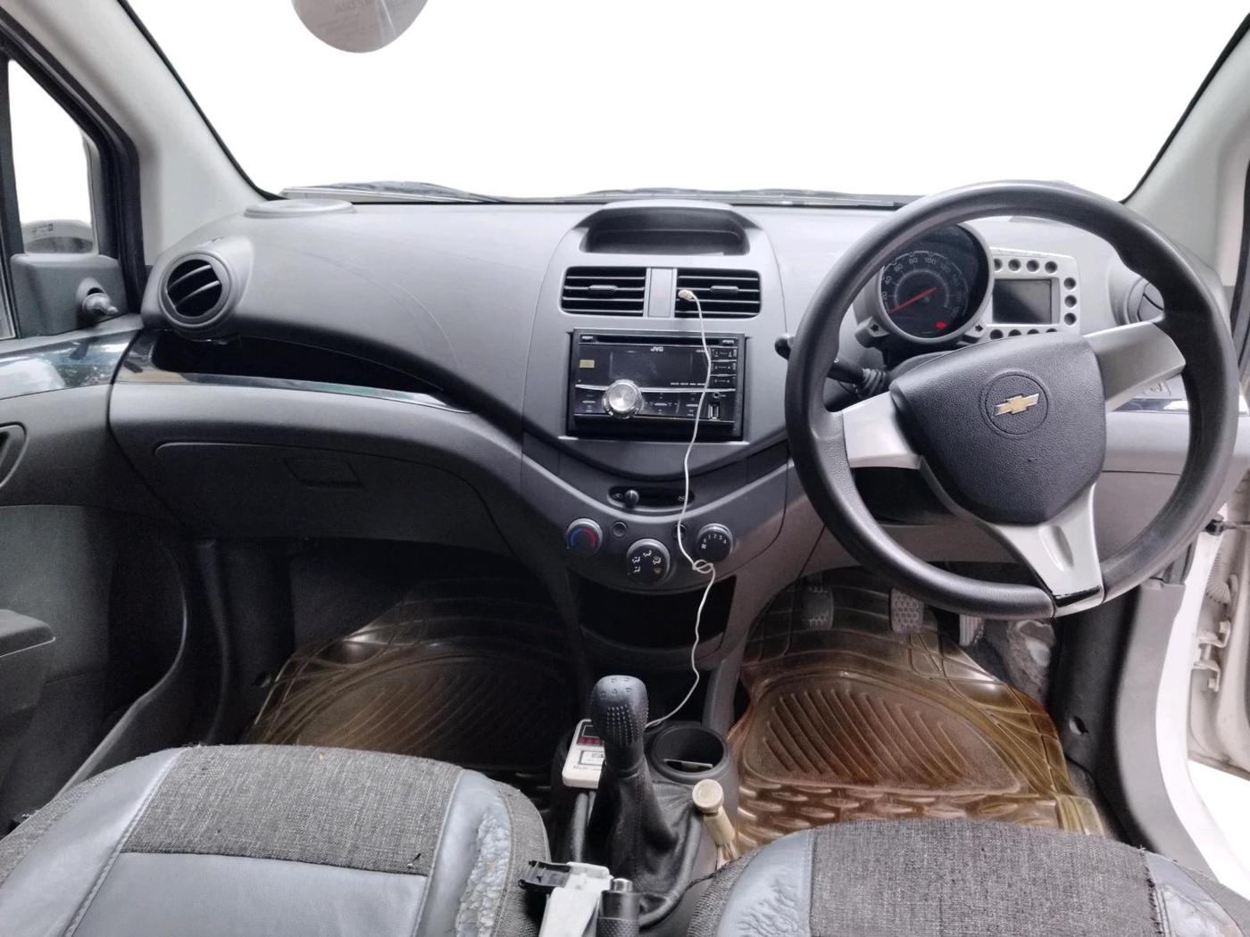 2012 Chevrolet Beat PS PETROL, Petrol, Manual, 1,69,173 km, interior
