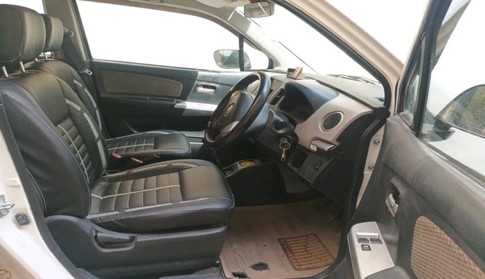 2013 Maruti Wagon R 1.0 LXI, Petrol, Manual, 15,012 km, interior