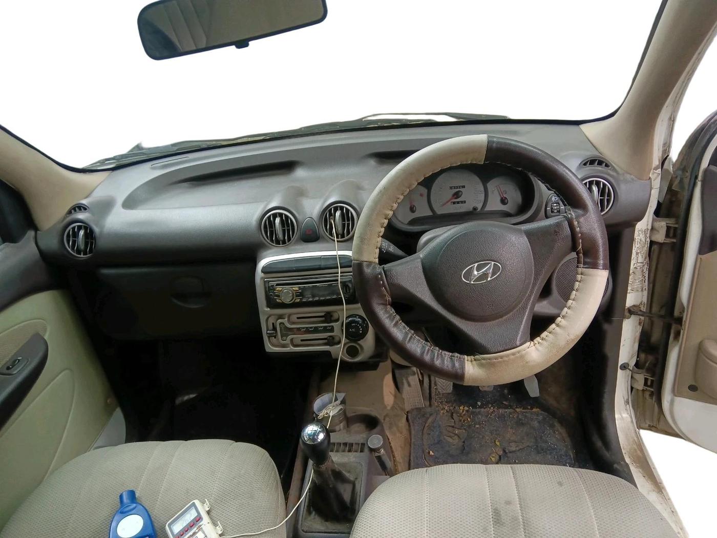 2011 Hyundai Santro Xing GL, Petrol, Manual, 87,762 km, interior