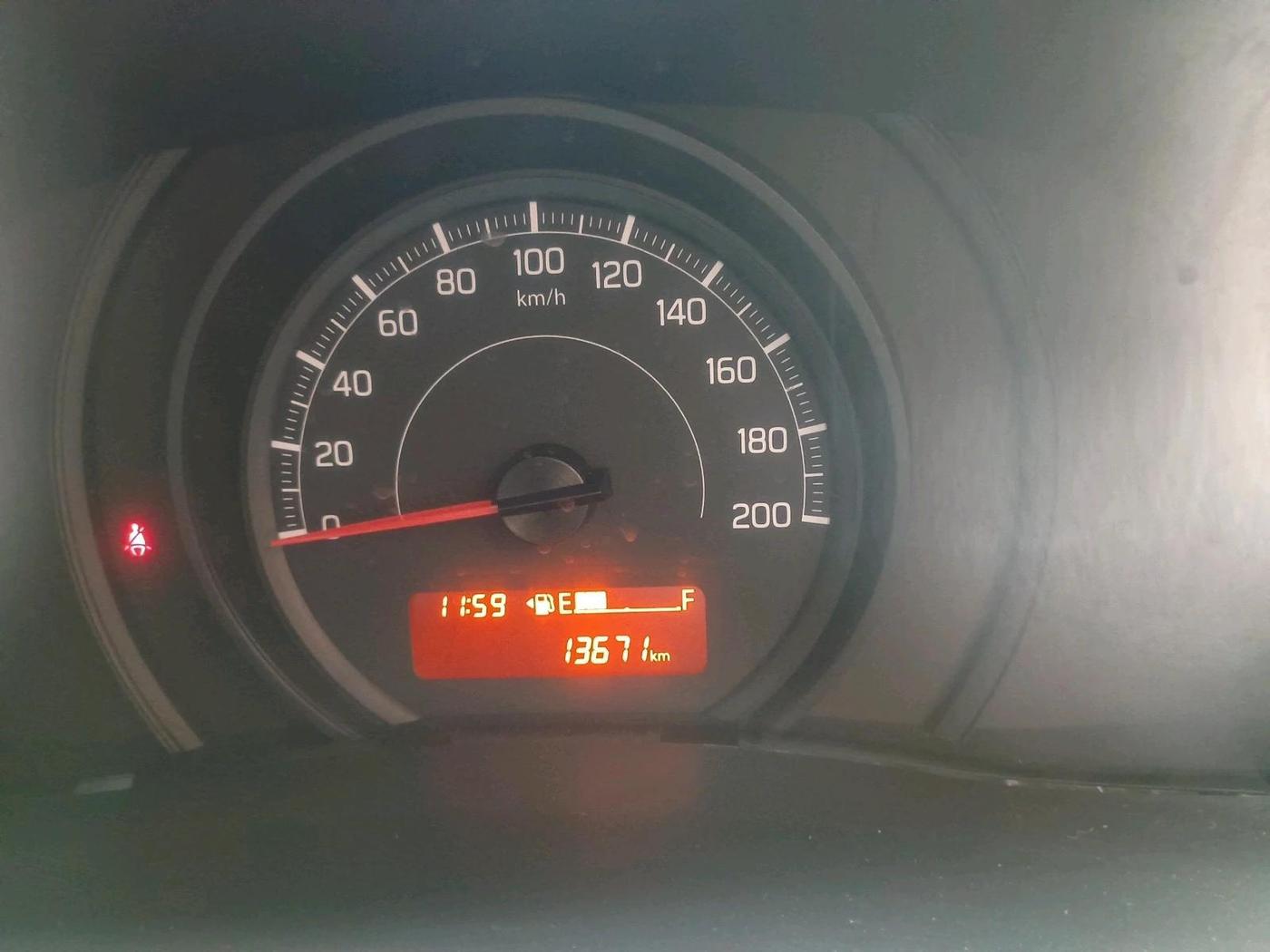 2023 Maruti Swift LXI, Petrol, Manual, 13,671 km, interior