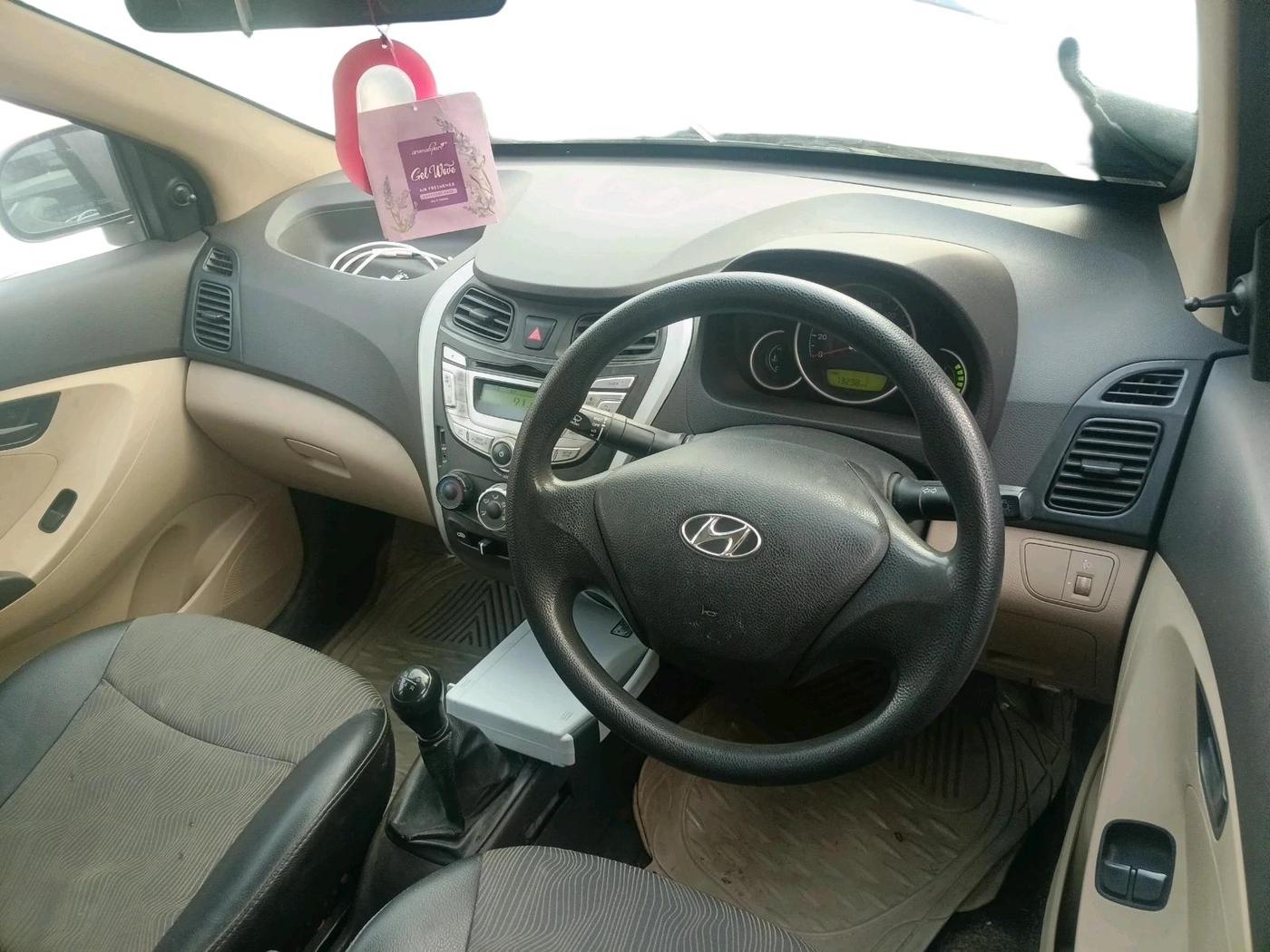 2012 Hyundai Eon MAGNA +, Petrol, Manual, 73,298 km, interior