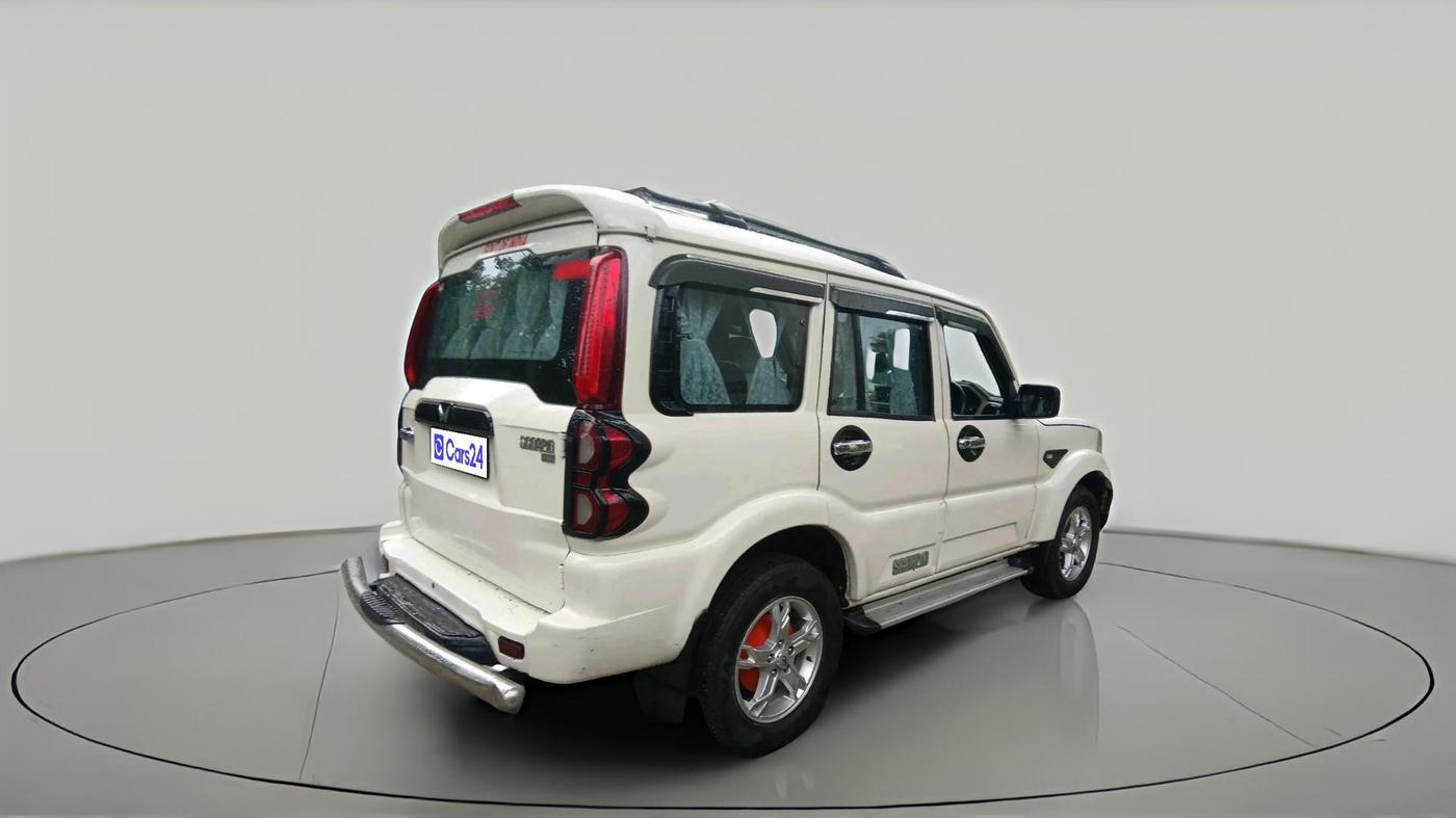 2018 Mahindra Scorpio S5, Diesel, Manual, 88,012 km, exterior