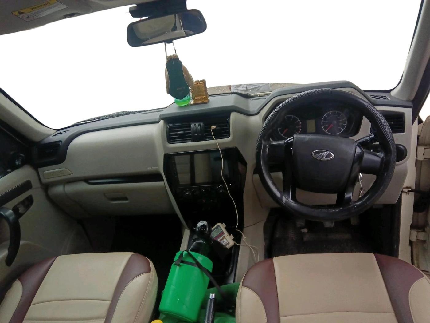 2018 Mahindra Scorpio S5, Diesel, Manual, 88,012 km, interior