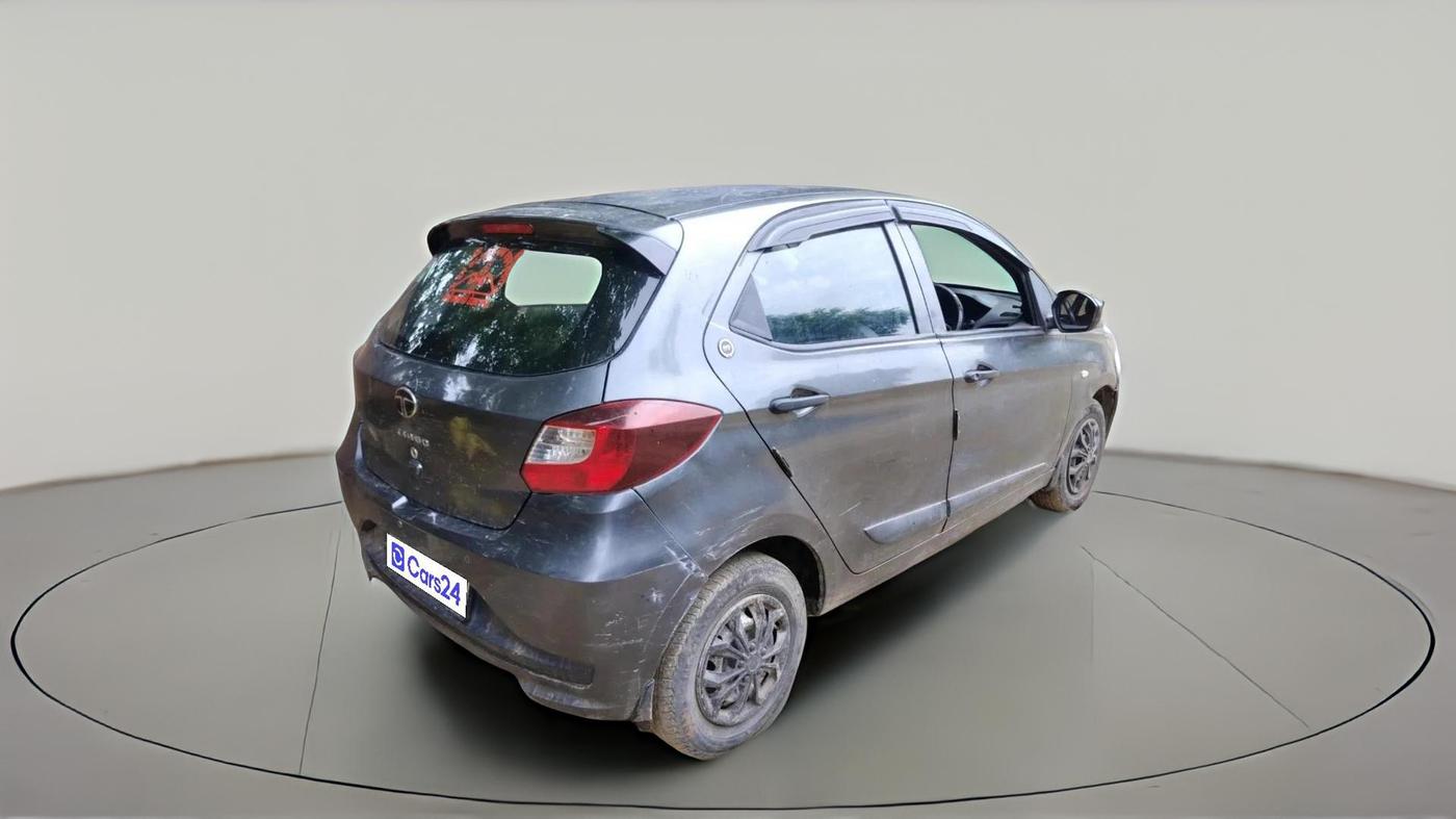 2024 Tata Tiago XE PETROL, Petrol, Manual, 37,484 km, exterior