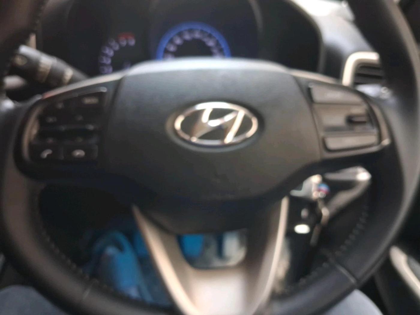 2020 Hyundai VENUE SX 1.0 TURBO, Petrol, Manual, 31,920 km, interior