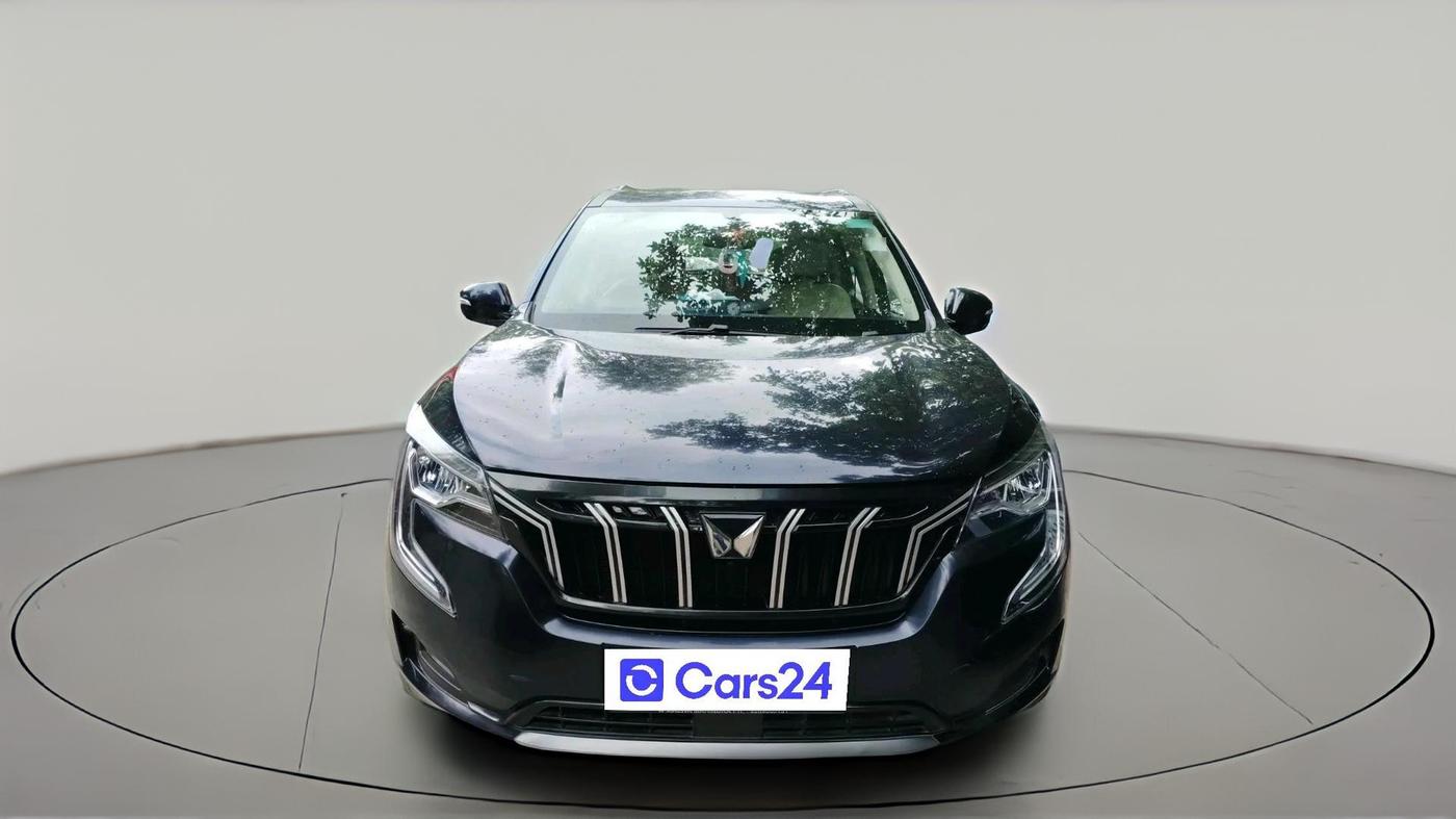 2022 Mahindra XUV700 AX 5 P AT 5 STR, Petrol, Automatic, 22,075 km, exterior