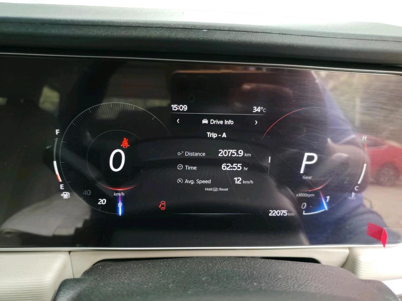 2022 Mahindra XUV700 AX 5 P AT 5 STR, Petrol, Automatic, 22,075 km, interior