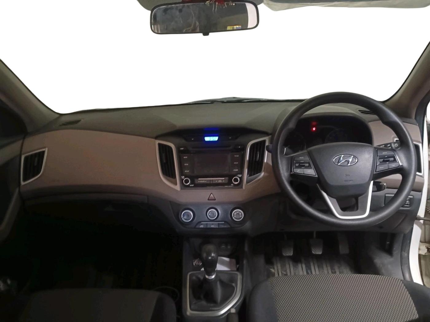 2018 Hyundai Creta E PLUS 1.6 PETROL, Petrol, Manual, 27,950 km, interior