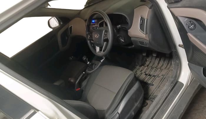 2018 Hyundai Creta E PLUS 1.6 PETROL, Petrol, Manual, 27,950 km, interior
