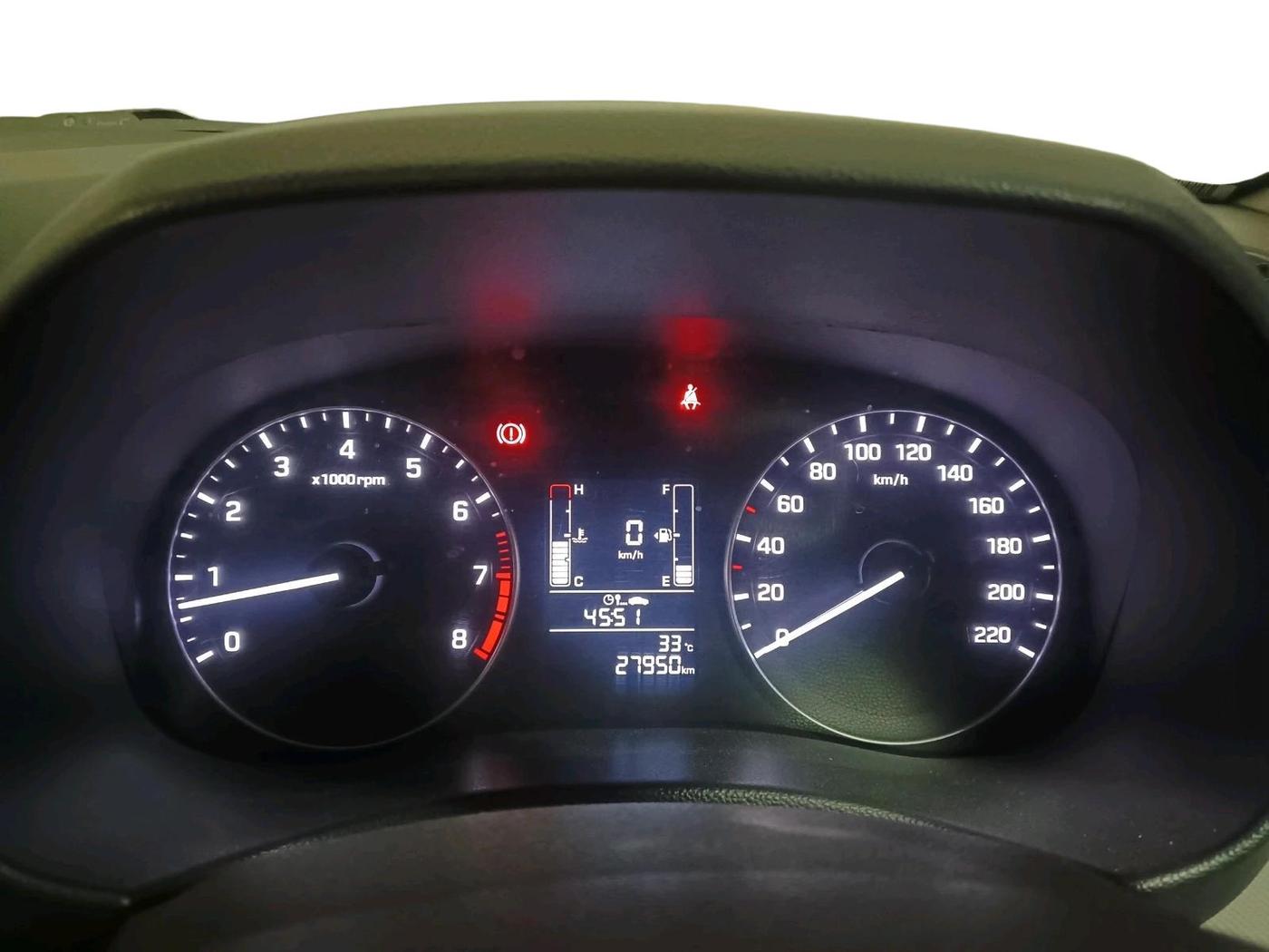 2018 Hyundai Creta E PLUS 1.6 PETROL, Petrol, Manual, 27,950 km, interior