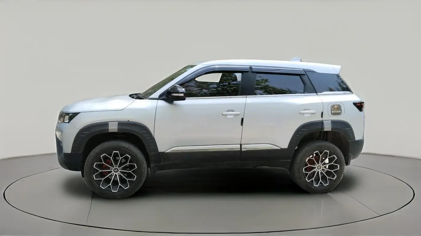 2024 Maruti BREZZA LXI, Petrol, Manual, 17,185 km, exterior