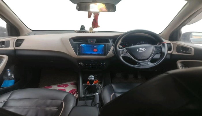 2017 Hyundai Elite i20 ASTA 1.4 CRDI (O), Diesel, Manual, 1,12,706 km, interior