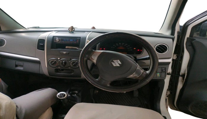 2011 Maruti Wagon R 1.0 LXI CNG, CNG, Manual, 2,20,172 km, interior