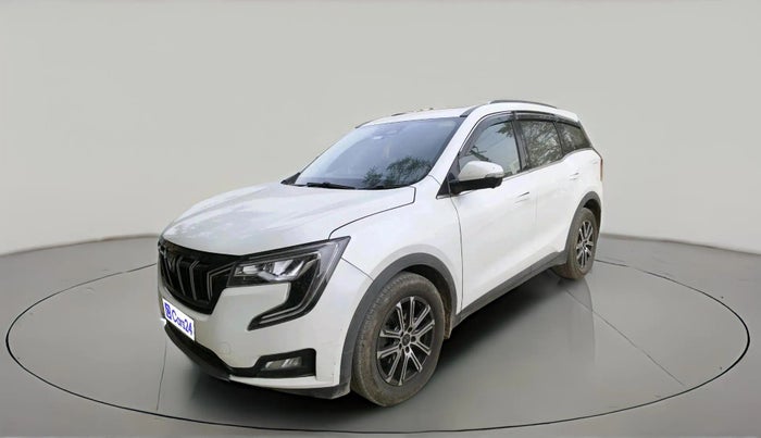2022 Mahindra XUV700 AX 7 LUXURY D AT 7 STR, Diesel, Automatic, 36,626 km, exterior