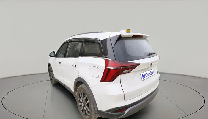 2022 Mahindra XUV700 AX 7 LUXURY D AT 7 STR, Diesel, Automatic, 36,626 km, exterior