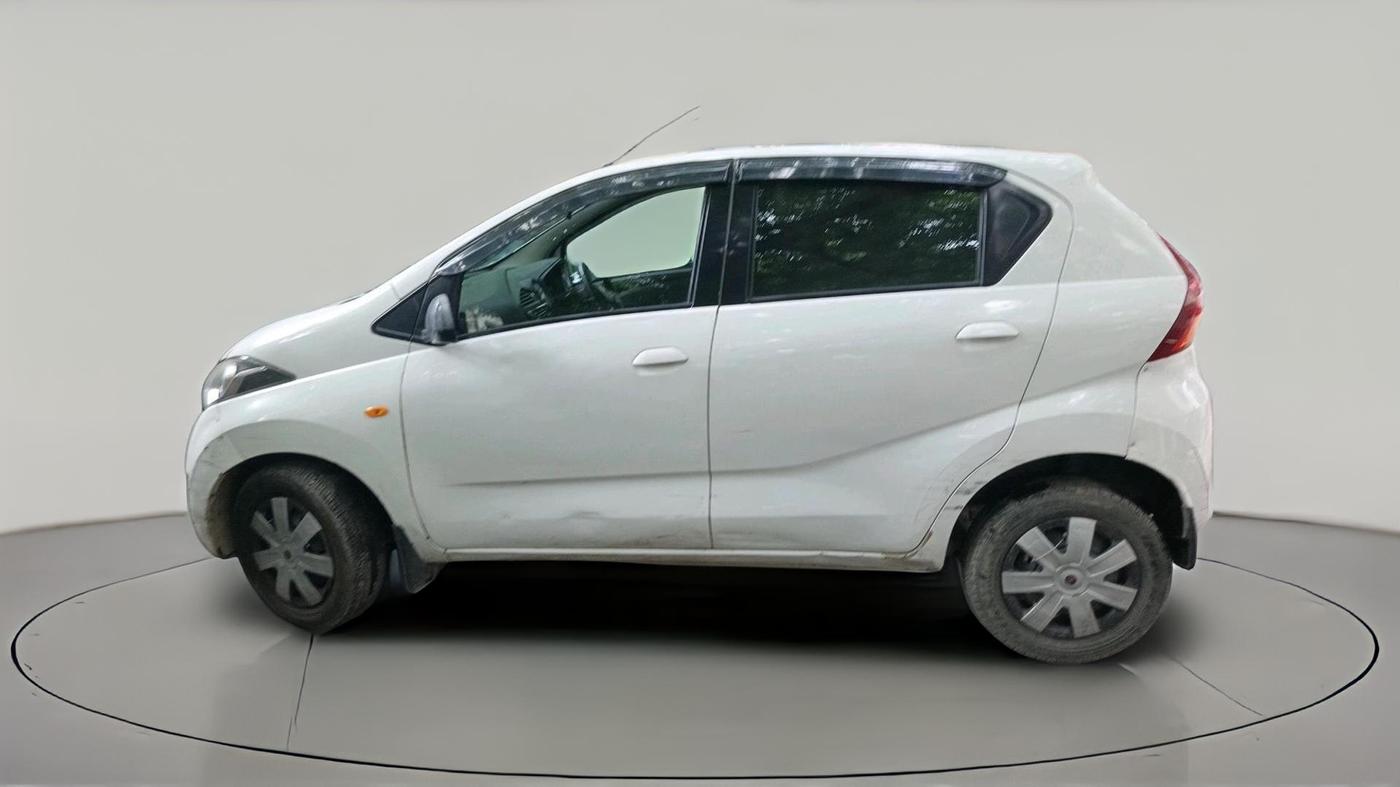 2017 Datsun Redi Go T (O), Petrol, Manual, 1,06,794 km, exterior