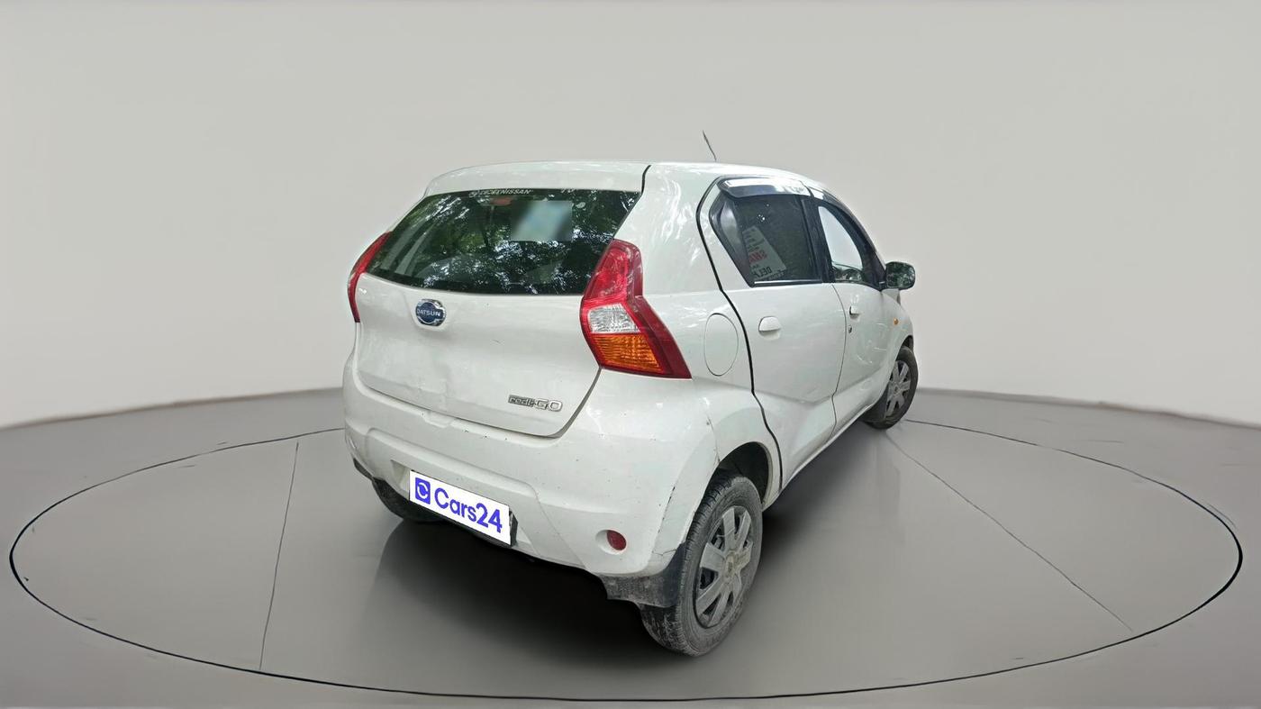 2017 Datsun Redi Go T (O), Petrol, Manual, 1,06,794 km, exterior