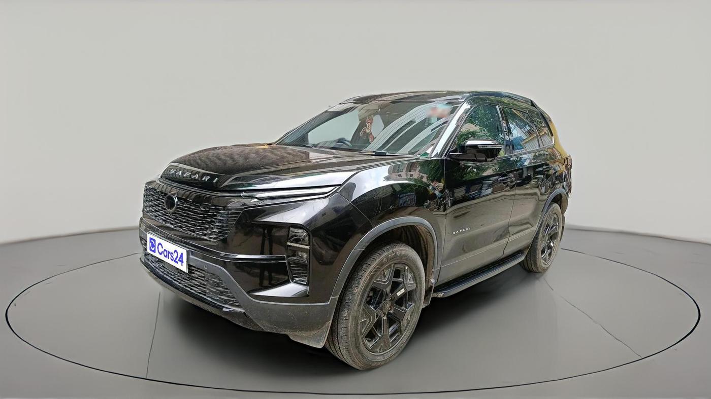 2025 Tata Safari ACCOMPLISHED PLUS DARK EDITION AT, Diesel, Automatic, 30,672 km, exterior