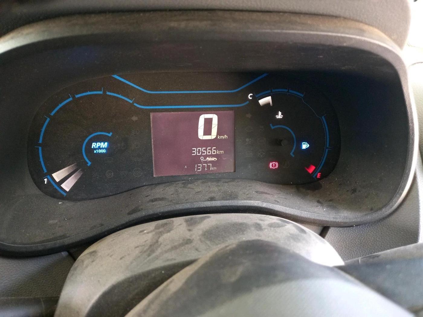 2021 Renault Kwid RXT 1.0 (O), Petrol, Manual, 30,566 km, interior