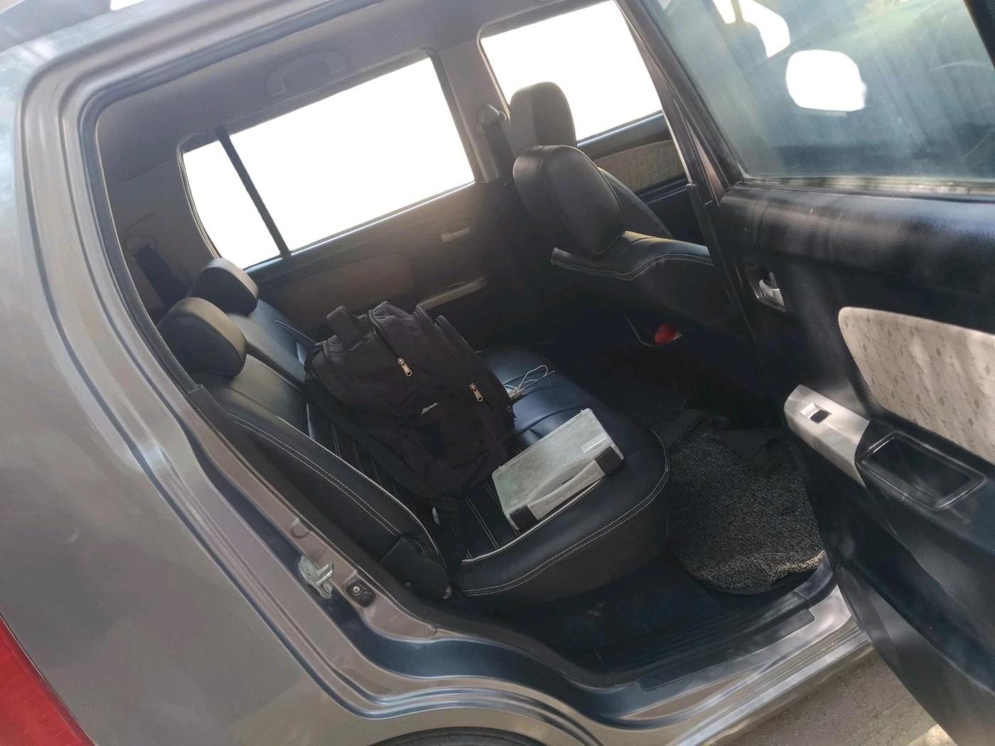2015 Maruti Wagon R 1.0 VXI, CNG, Manual, 32,83,077 km, interior