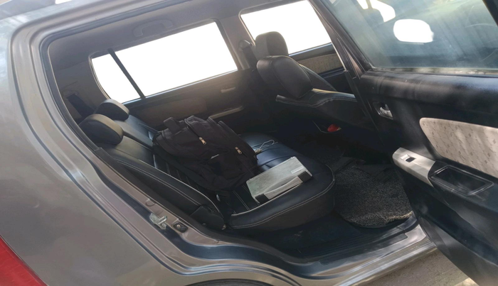 2015 Maruti Wagon R 1.0 VXI, CNG, Manual, 32,83,077 km, interior