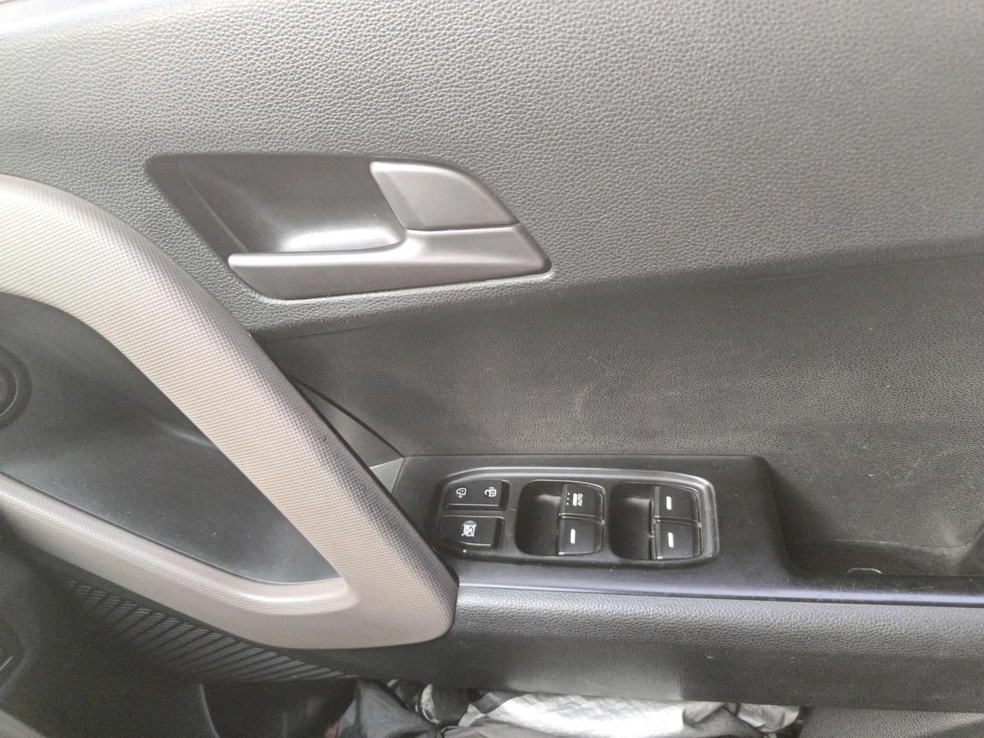 2017 Hyundai Creta SX PLUS AT 1.6 PETROL, Petrol, Automatic, 44,569 km, interior
