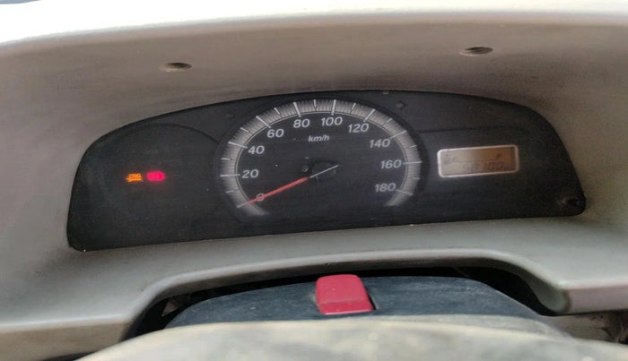 2015 Maruti Eeco 7 STR, CNG, Manual, 58,100 km, interior