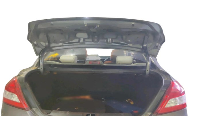 2014 Maruti Swift Dzire VXI, Petrol, Manual, 52,069 km, exterior