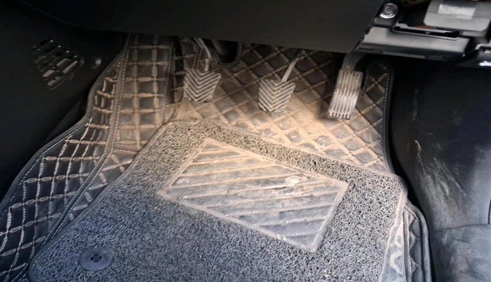 2021 KIA SONET HTK PLUS 1.2, Petrol, Manual, 70,886 km, interior