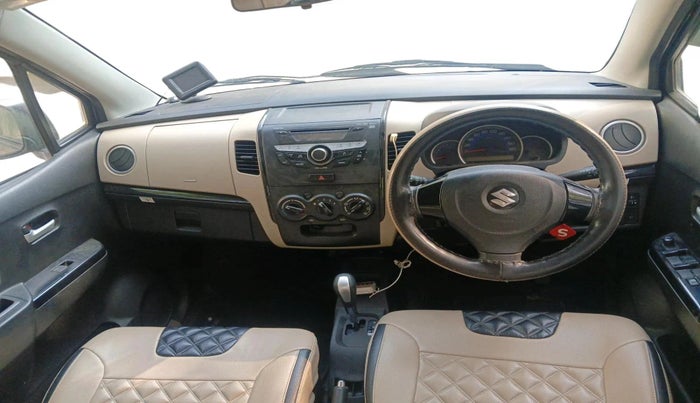 2017 Maruti Wagon R 1.0 VXI (O) AMT, Petrol, Automatic, 26,860 km, interior