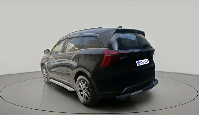 2022 Mahindra XUV700 AX 7 P MT 7 STR, Petrol, Manual, 36,435 km, exterior