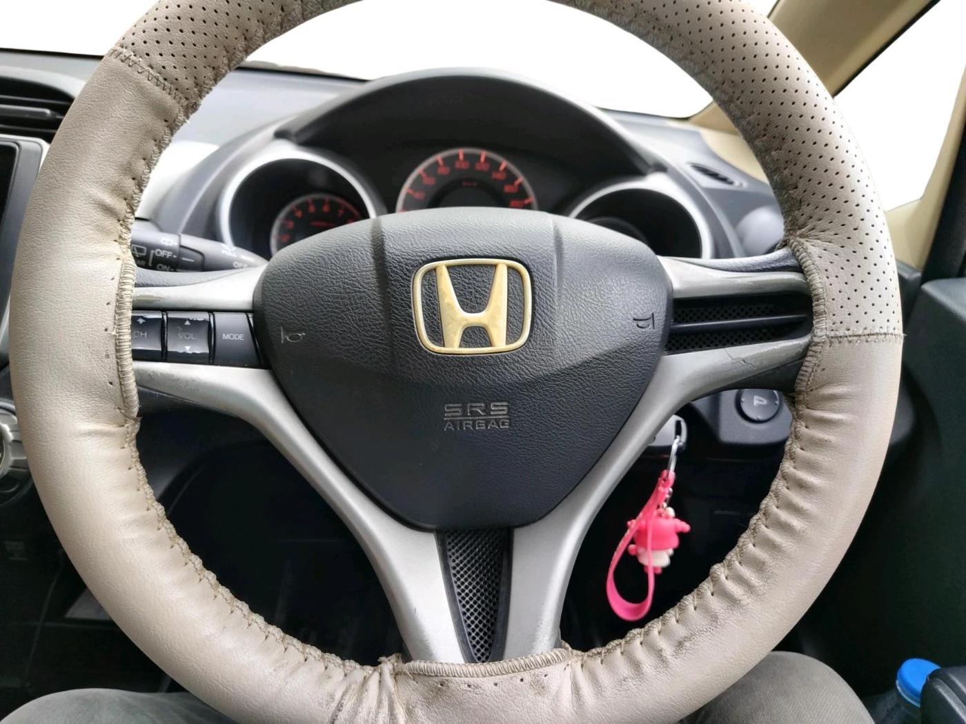2011 Honda Jazz 1.2 L I-VTEC SELECT, Petrol, Manual, 41,421 km, interior