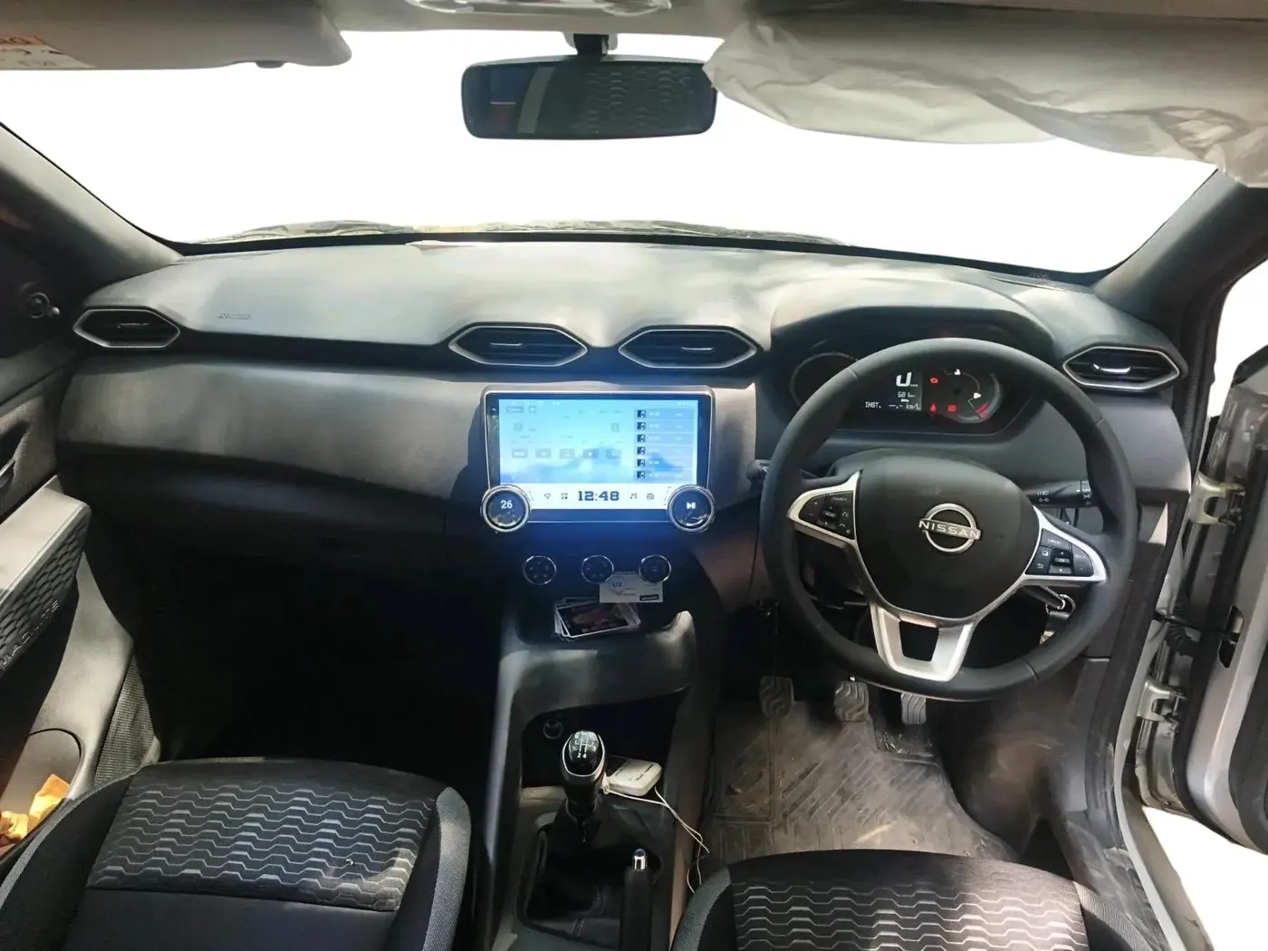 2025 Nissan MAGNITE Visia B4D 1.0 Petrol MT, Petrol, Manual, 681 km, interior