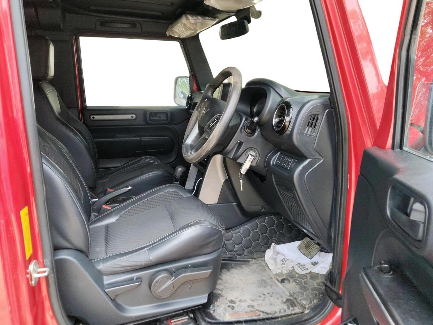 2023 Mahindra Thar LX D AT 4WD HT, Diesel, Automatic, 62,639 km, interior