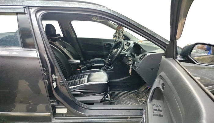 2017 Maruti Vitara Brezza VDI, Diesel, Manual, 1,07,772 km, interior