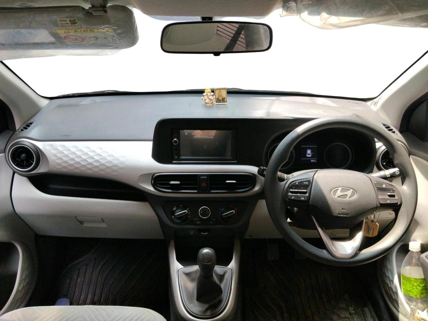 2024 Hyundai GRAND I10 NIOS MAGNA CORPORATE EDITION 1.2 KAPPA VTVT, Petrol, Manual, 2,067 km, interior