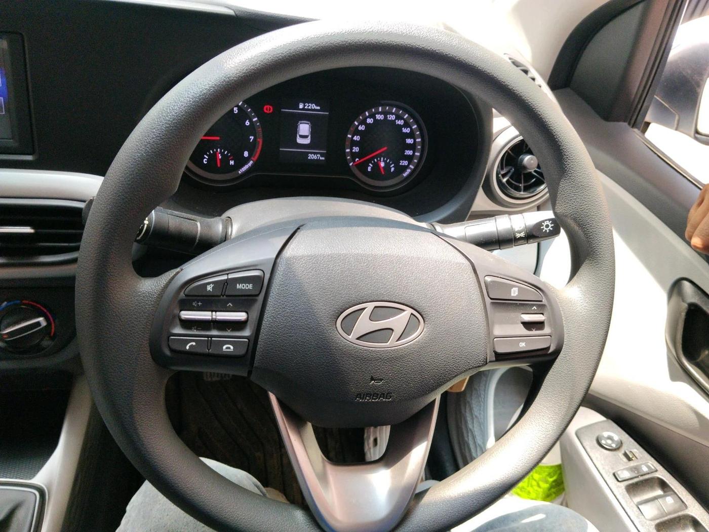 2024 Hyundai GRAND I10 NIOS MAGNA CORPORATE EDITION 1.2 KAPPA VTVT, Petrol, Manual, 2,067 km, interior