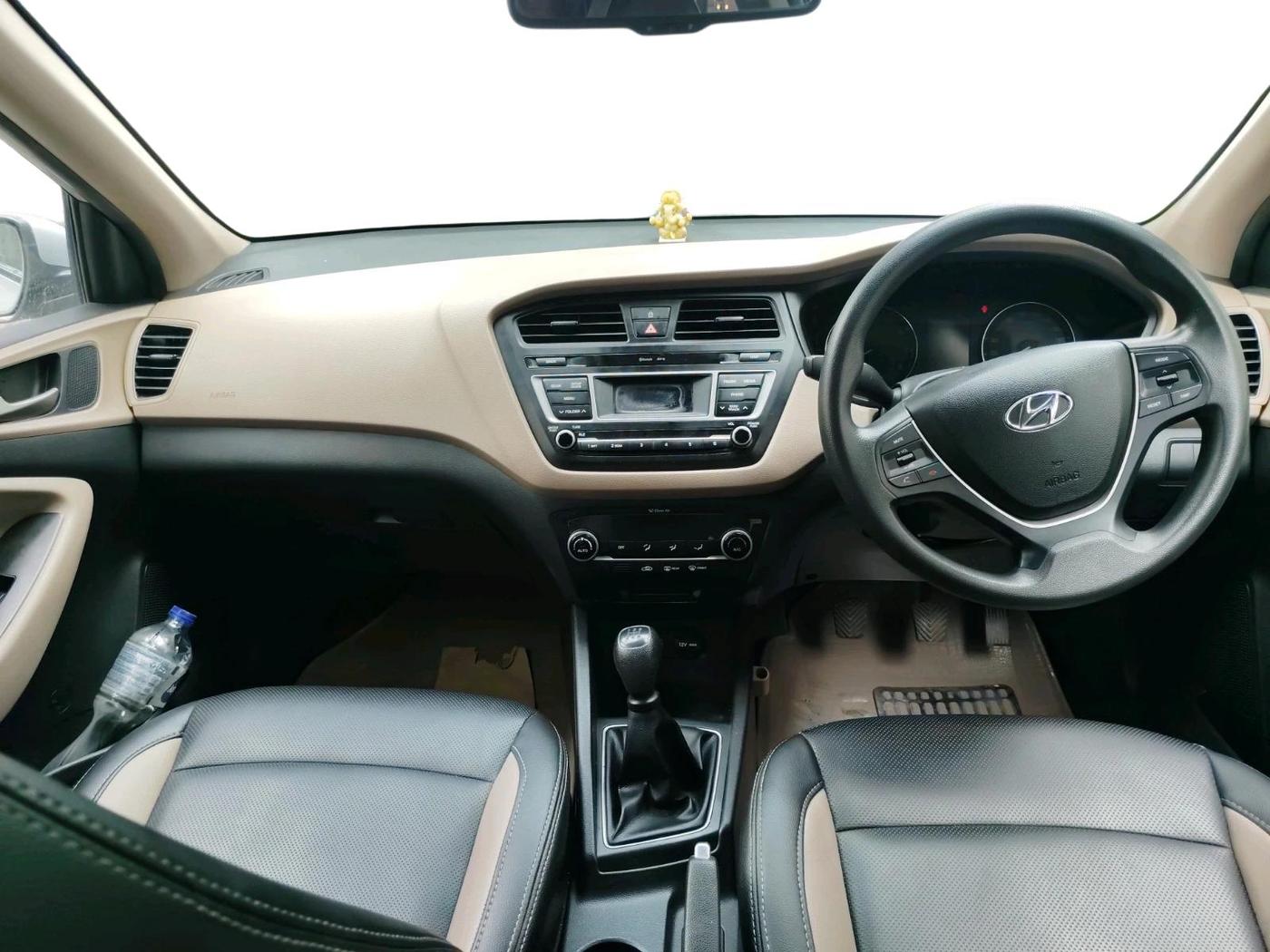 2016 Hyundai Elite i20 SPORTZ 1.2, Petrol, Manual, 43,866 km, interior