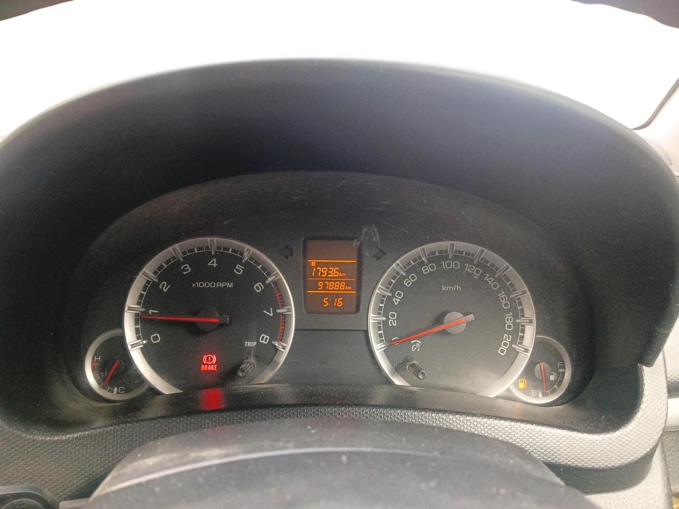 2012 Maruti Swift VXI, CNG, Manual, 97,888 km, interior