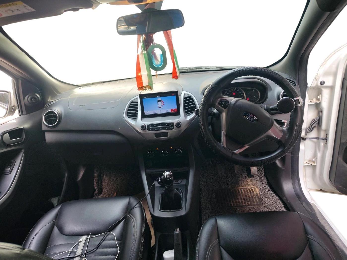 2019 Ford FREESTYLE TREND 1.2 PETROL, Petrol, Manual, 1,11,265 km, interior