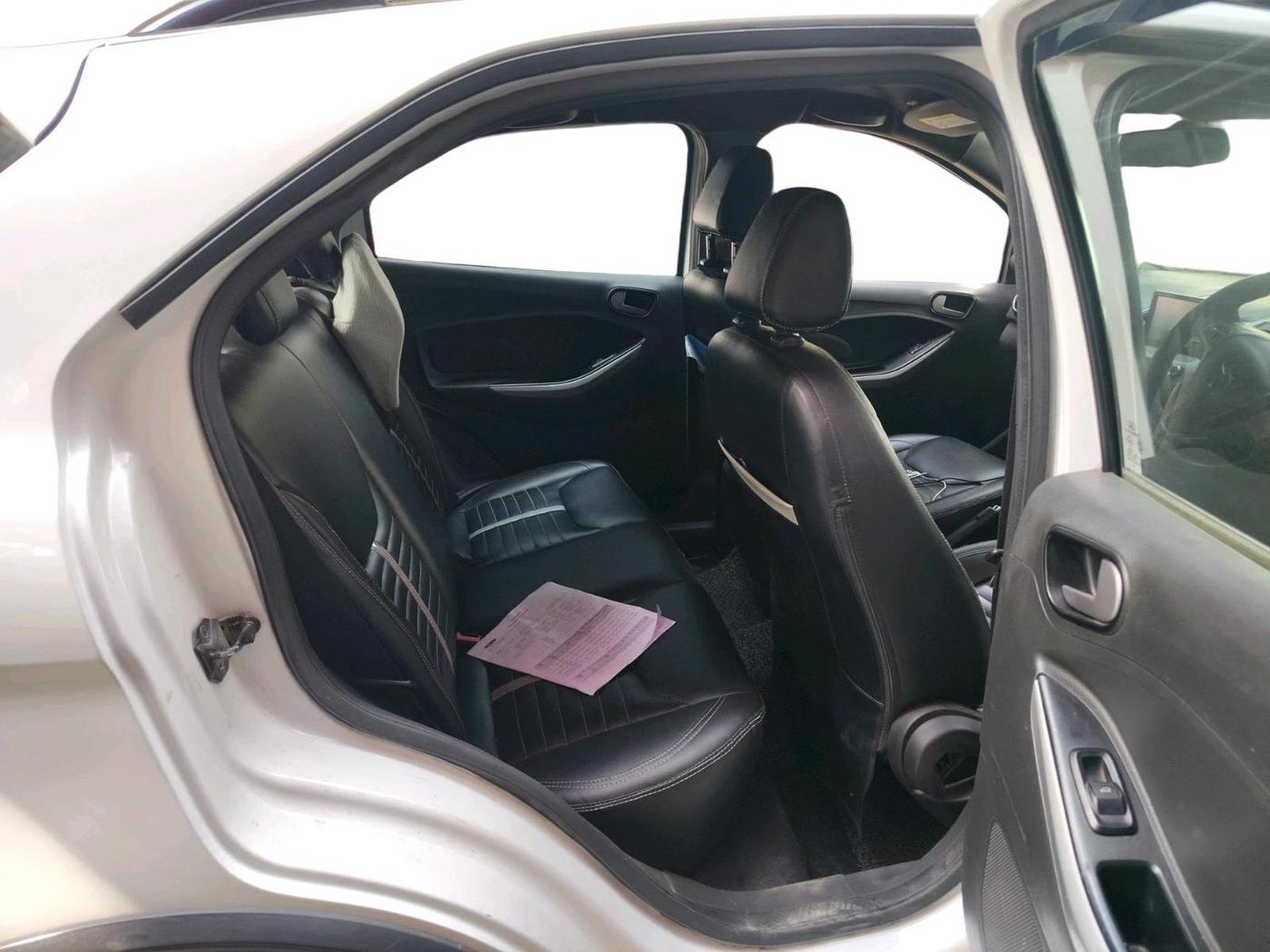2019 Ford FREESTYLE TREND 1.2 PETROL, Petrol, Manual, 1,11,265 km, interior