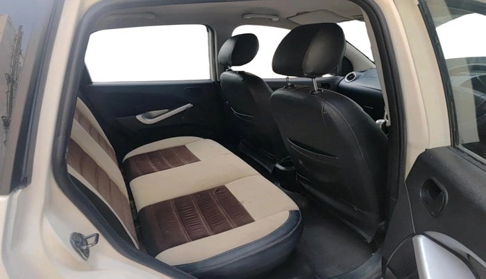 2014 Ford Figo LXI 1.2 PETROL, Petrol, Manual, 97,326 km, interior