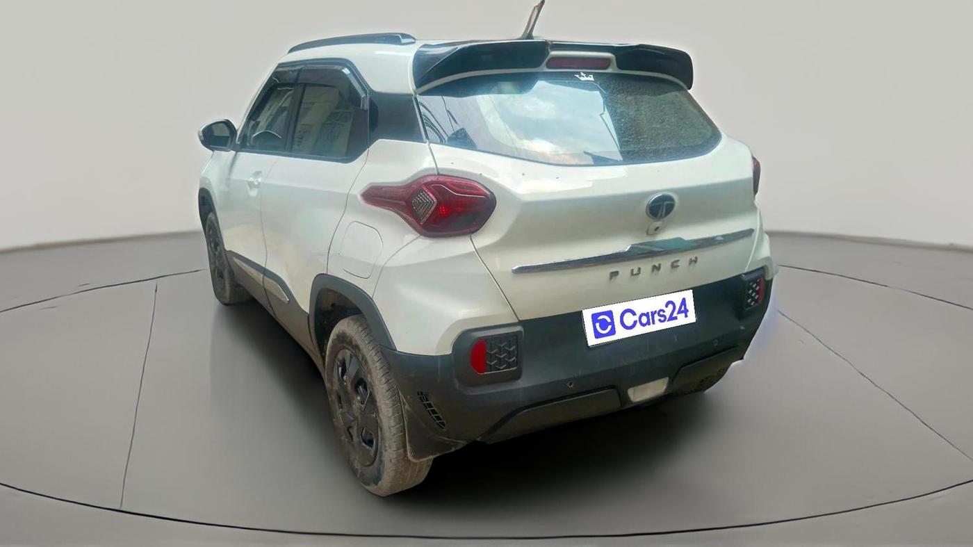 2024 Tata PUNCH ADVENTURE RHYTHM PACK MT, Petrol, Manual, 25,403 km, exterior