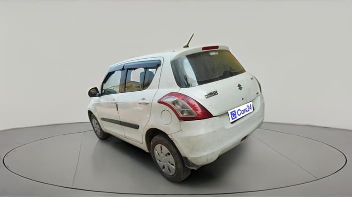 2013 Maruti Swift VXI, CNG, Manual, 1,02,912 km, exterior