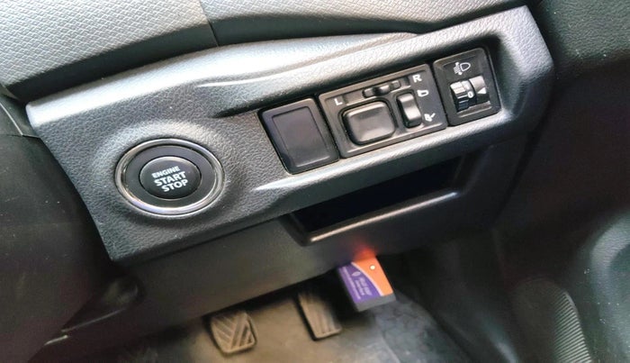 2022 Maruti Vitara Brezza VXI, Petrol, Manual, 24,089 km, interior