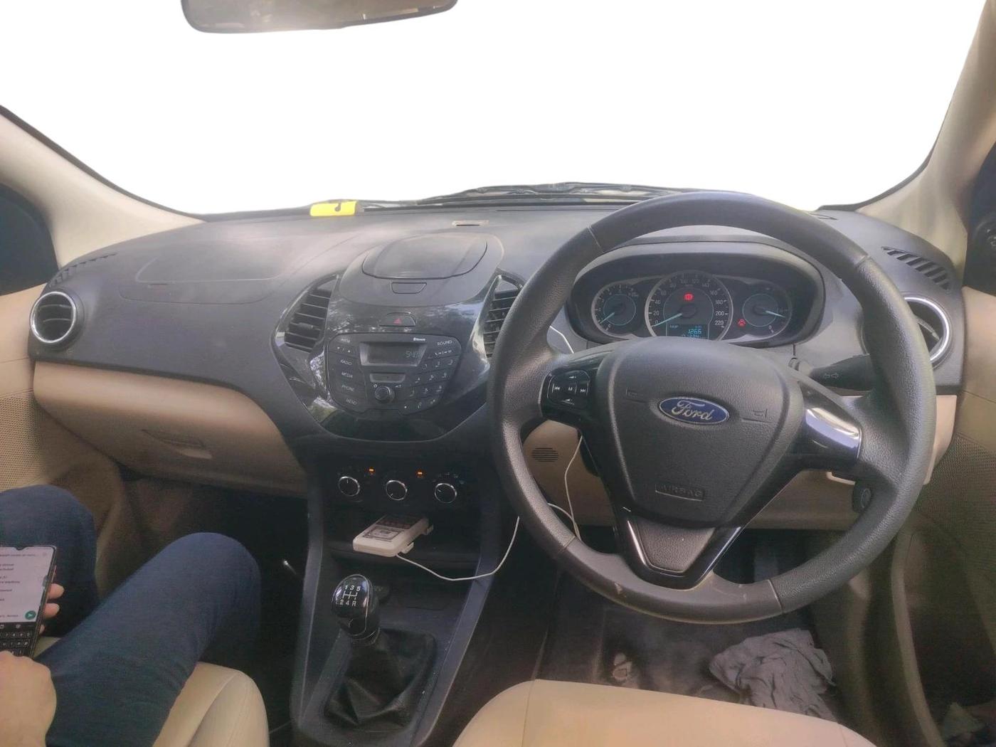 2015 Ford Figo Aspire AMBIENTE 1.5 DIESEL, Diesel, Manual, 1,01,334 km, interior